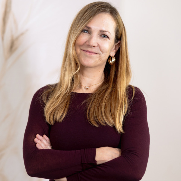 Christine Friche Pina