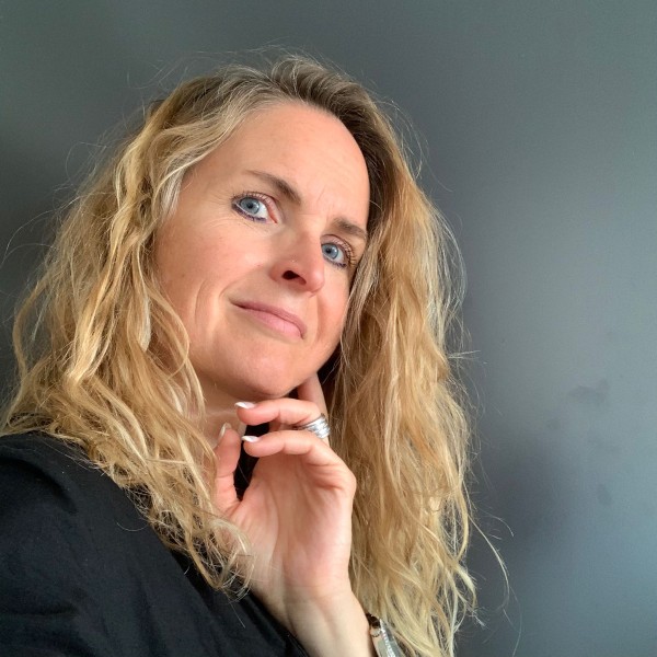 Anja De Martin-Zeugin