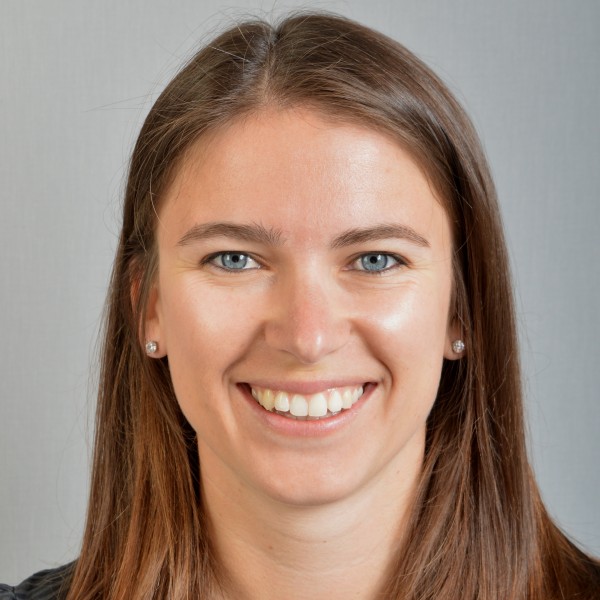 Melanie Roth