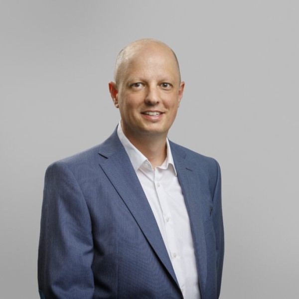 Dominique Hans Holstein