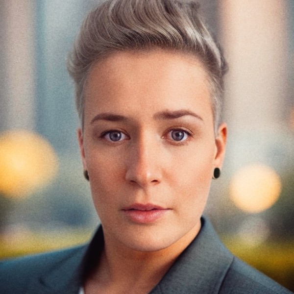 Juliana Tomasovic