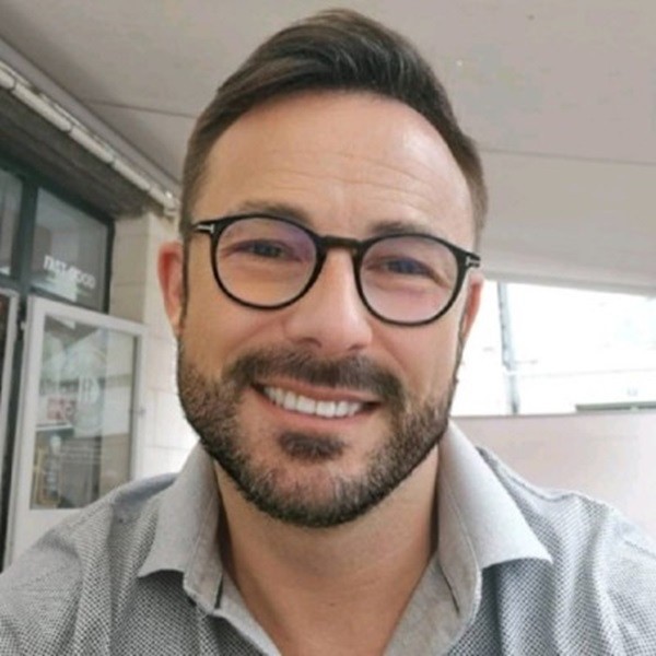 Stéphane With