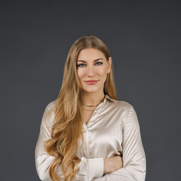 Caroline Reinhard