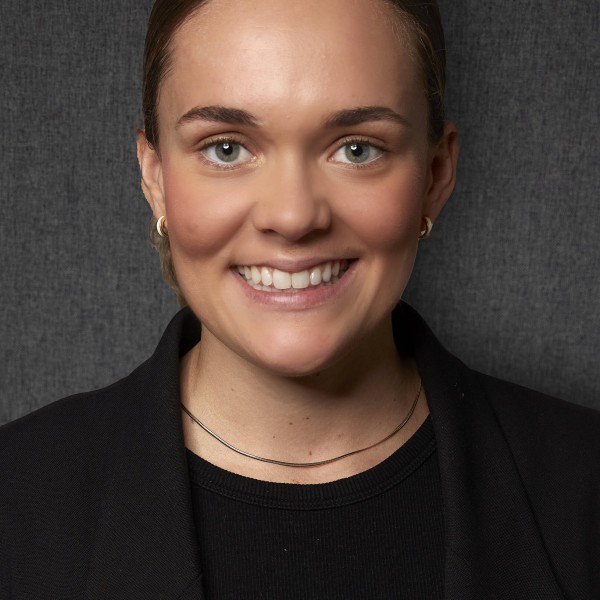Lara Jungi